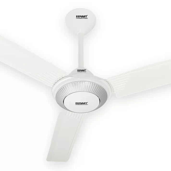 Image of Maat ceiling fan C in white background, with Maat logo in the center of fan