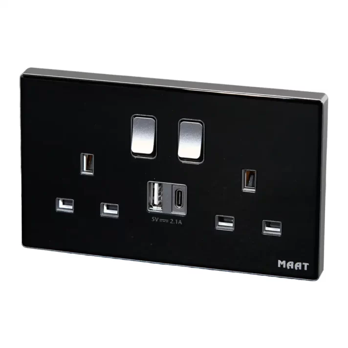 M8 2 Gang Socket USB-A & Type C  13A with Switch - Image 5