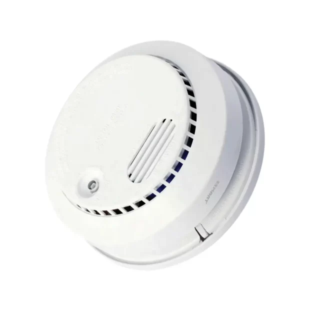 A close-up of the MET-84 infrared smoke alarm sensor, showing its brand, model, and IRJ20 and 25A ratings.